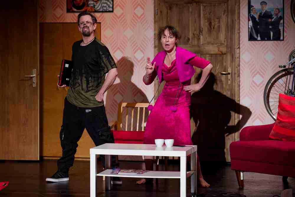 picture NA OCET (Donald Churchill)