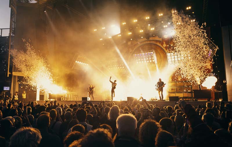 picture Queen Machine LIVE AID 40 Anniversary Tour