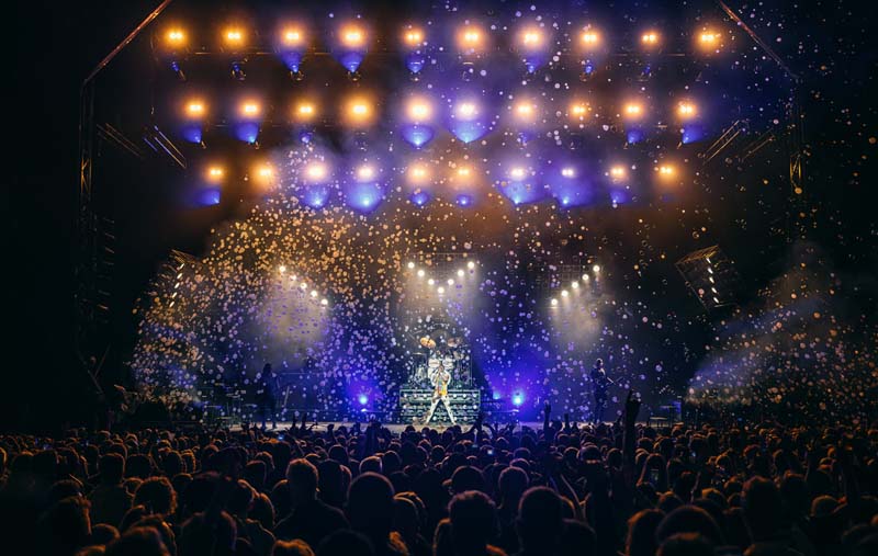 picture Queen Machine LIVE AID 40 Anniversary Tour