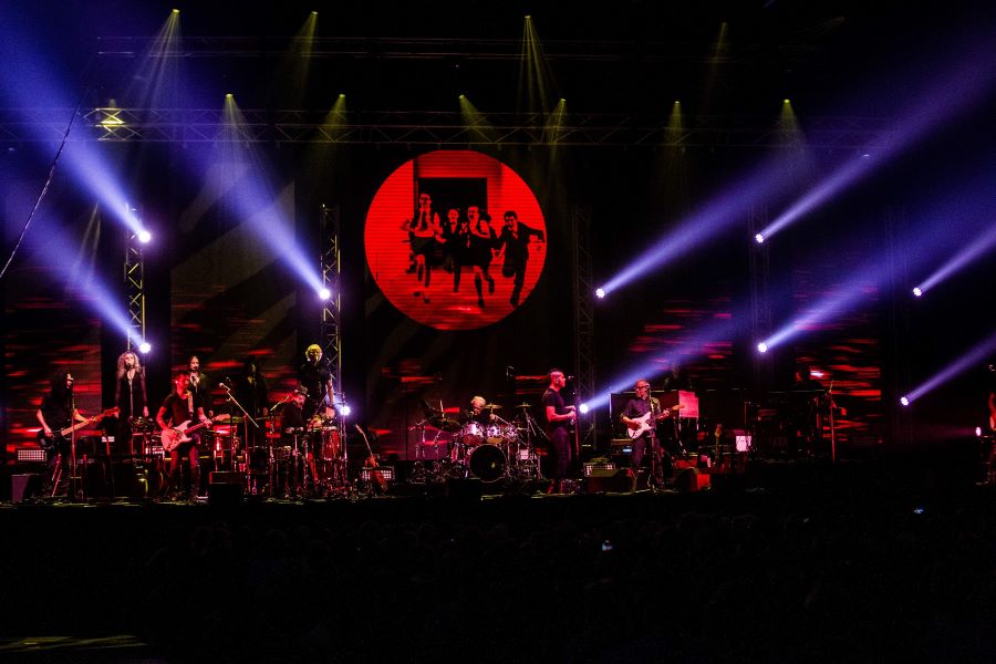 picture THE MUSIC OF THE WALL - IN CONCERT