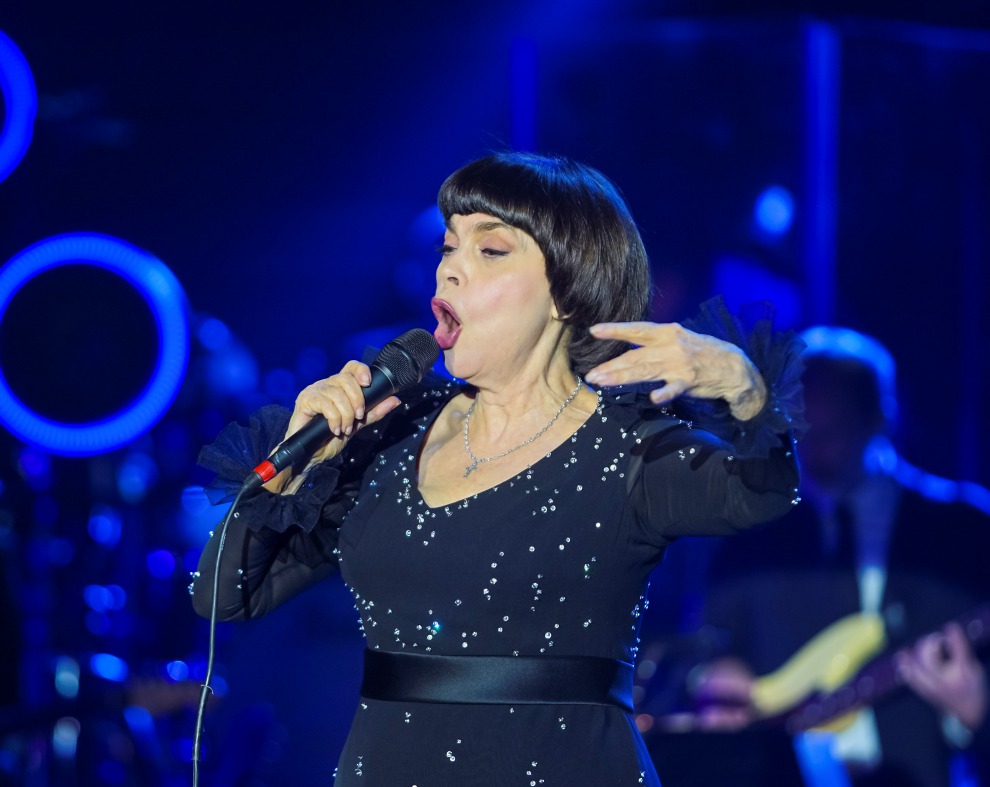 picture MIREILLE MATHIEU