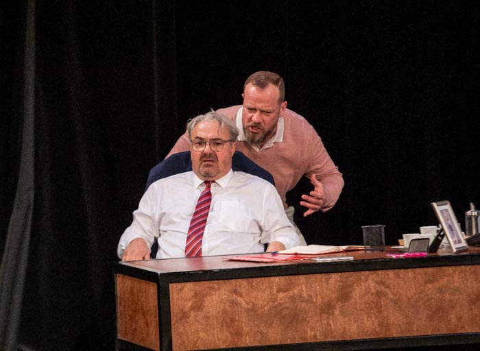 picture ÚVĚR (Jordi Galcerán: El crédito)