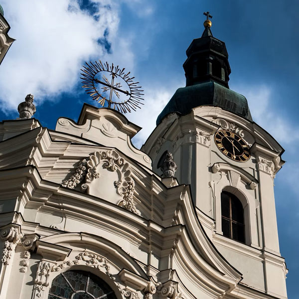 VARHANNÍ KONCERTY KARLOVY VARY