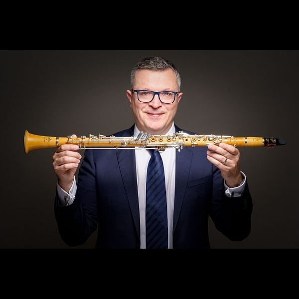 BRITTEN/KRAMÁŘ/MOZART/DVOŘÁK  B1