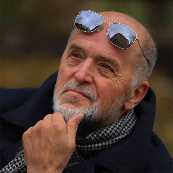 TŘI ČTVRTĚ STOLETÍ HONZY VANČURY