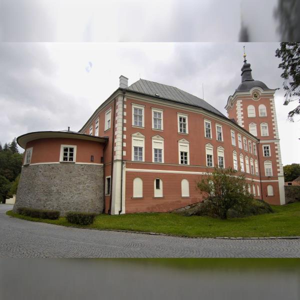 Den Architektury: Kamenice nad Lipou – Zámek