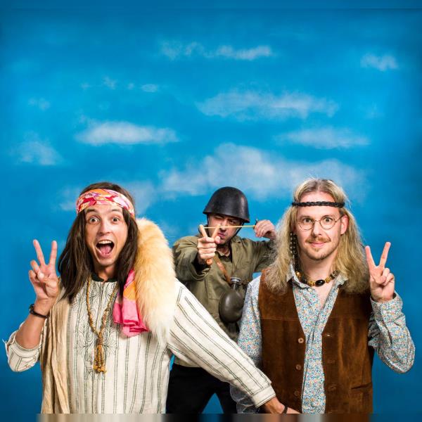 Byli jednou dva peaceaři tour