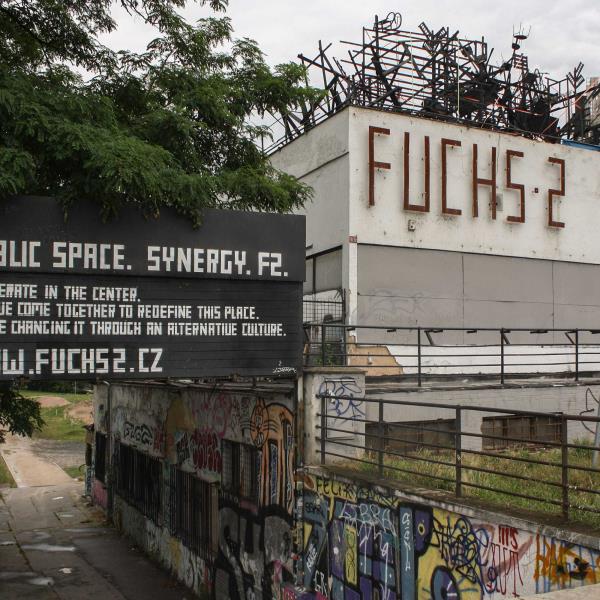 Fuchs2: od stadionu ke klubu