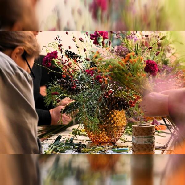 Květiny a sklo – floristický workshop s Karolínou Žáčkovou