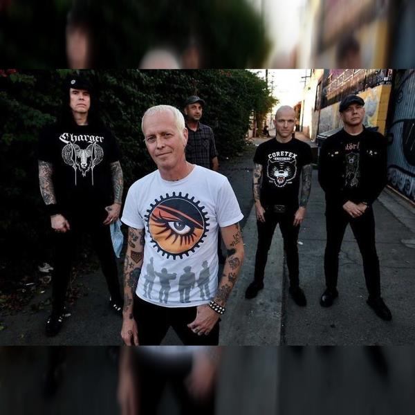 Lower Class Brats + support: S.N.A.D. + Problems