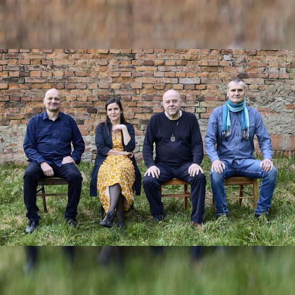 Dunaj & Jana Vébrová