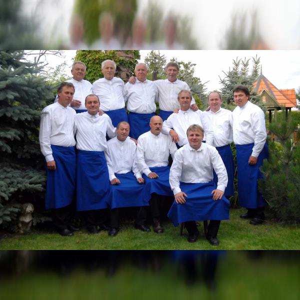 Mužáci z Kobylí v tanci a písni a jejich hosté