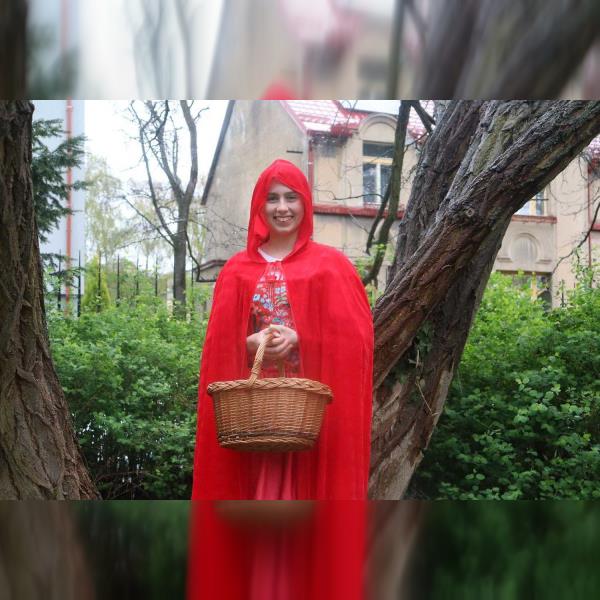 O ČERVENÉ KARKULCE