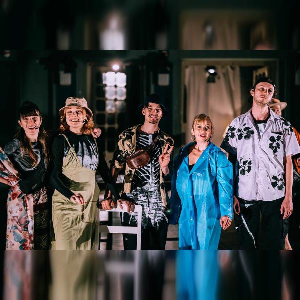 Čtyři dny blízkosti