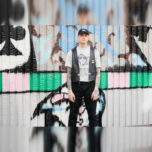 Tomáš Mitura: Chasing Shadows