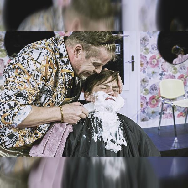 Splašené nůžky
