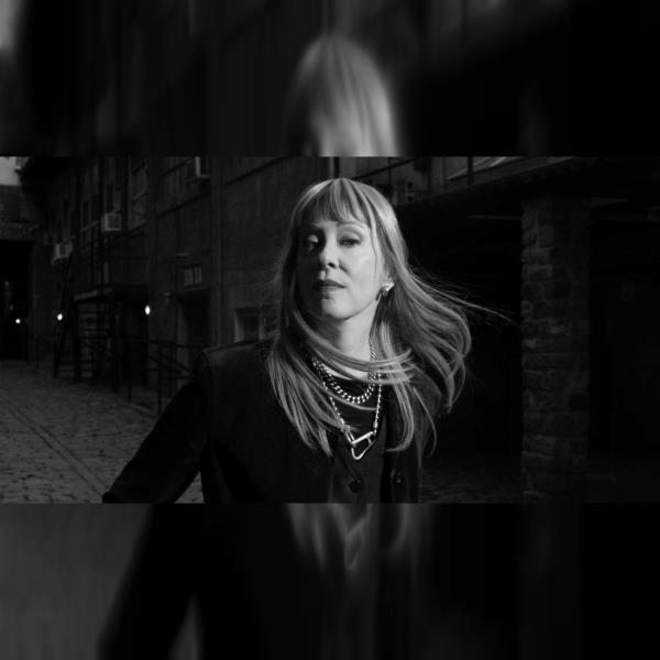 Suzanne Vega: Flying with Angels tour