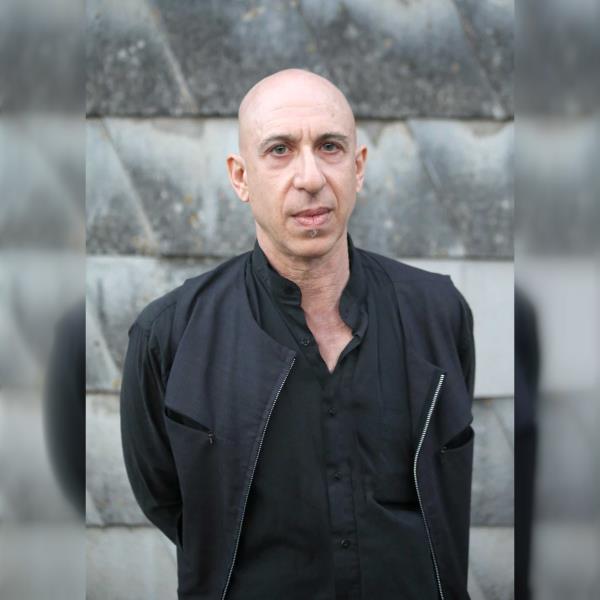 Substance: Nekonečný Spinoza