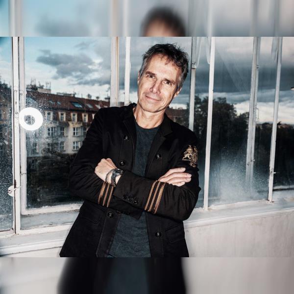 Janek Ledecký a Nosticovo kvarteto
