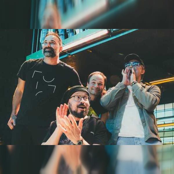 Korben Dallas: Turné Čomu Uveríš