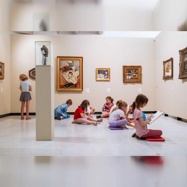 Letní ateliér 9-12: RecykLoutkace