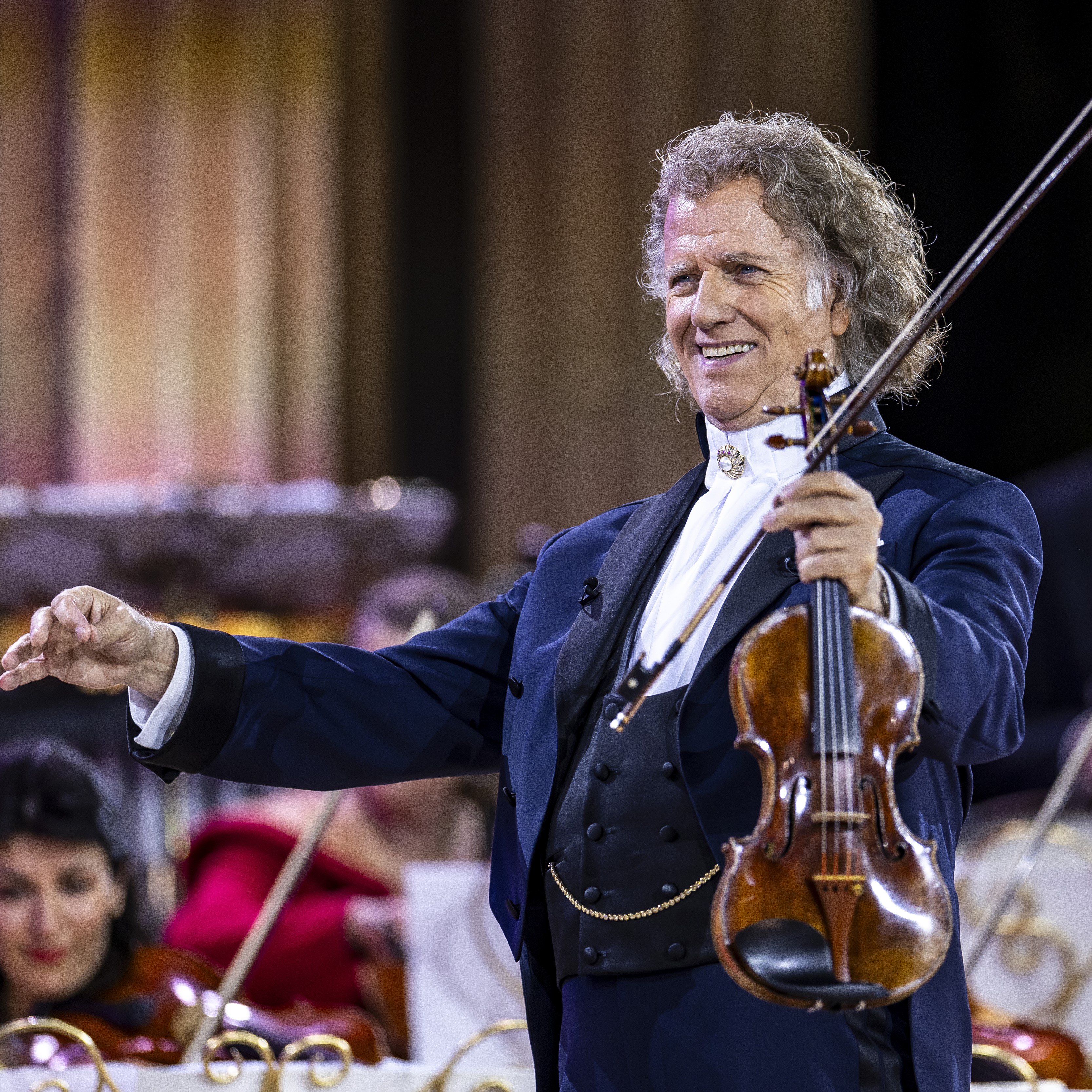 André Rieu’s 2025 Maastricht Concert: Waltz the Night Away!