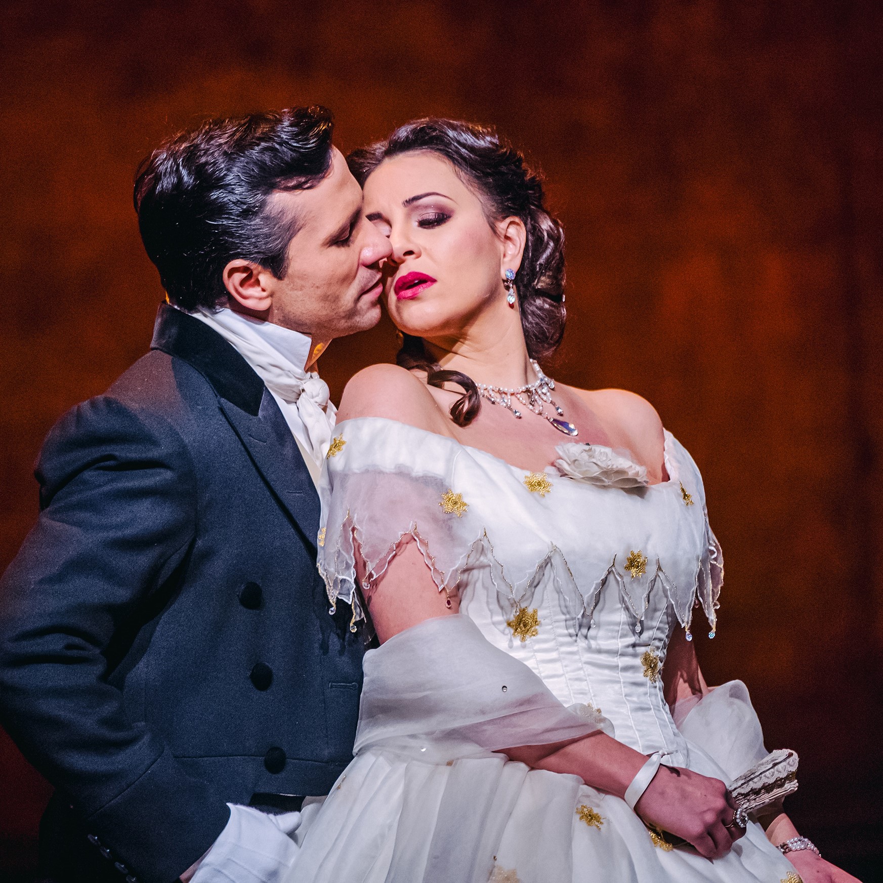 LA TRAVIATA