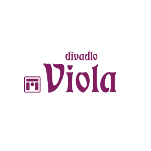 DIVADLO VIOLA - U klavíru Václav Kopta