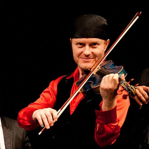 Pavel Šporcl Gipsy Fire, host: Vojtech Szabó