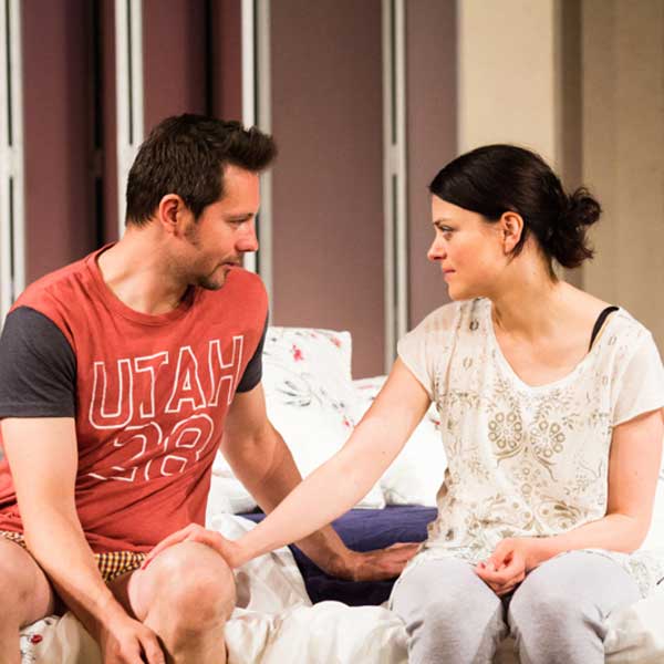 HOVORY O ŠTĚSTÍ MEZI ČTYŘMA OČIMA