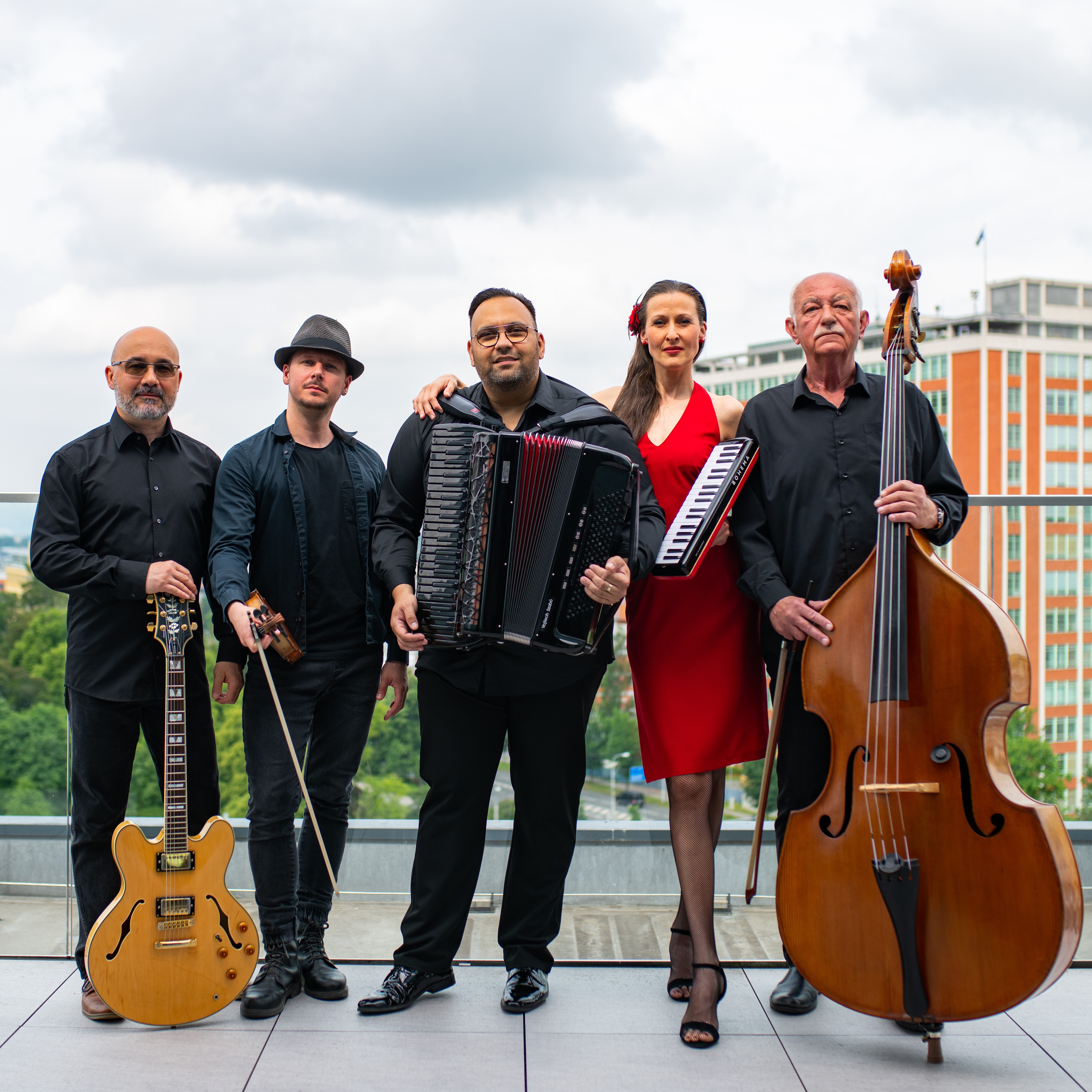 Adventní koncert plný emocí! „Strings & Bellows ensemble“