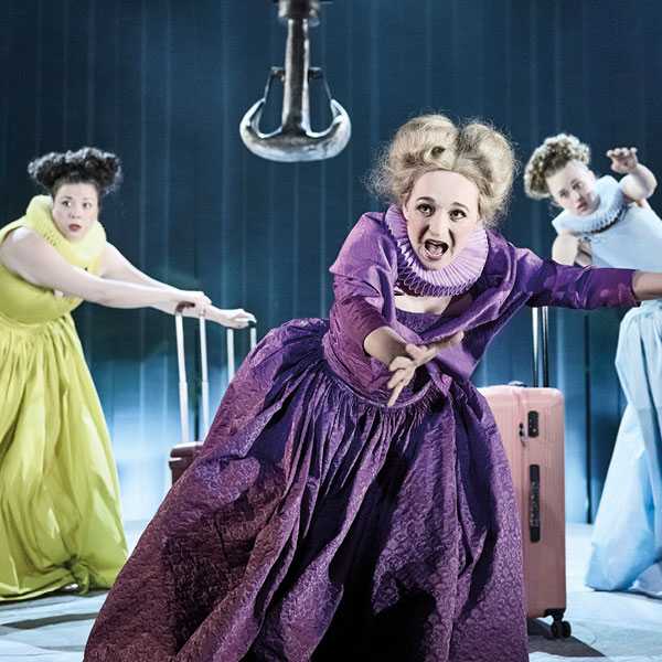 NĚHA, Divadlo v Dlouhé