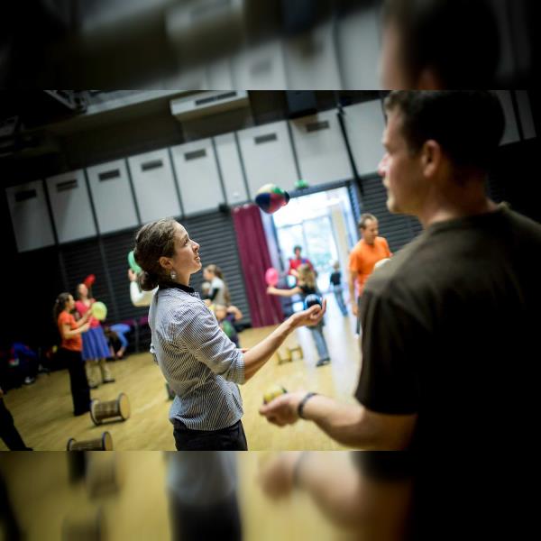 Žonglovací workshop pro celou rodinu