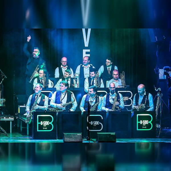 B-Side Band 20 let ft. Mucha, Jan Kolařík, Lukáš Janota, Martin Kudlička, Vojtěch Svatoš