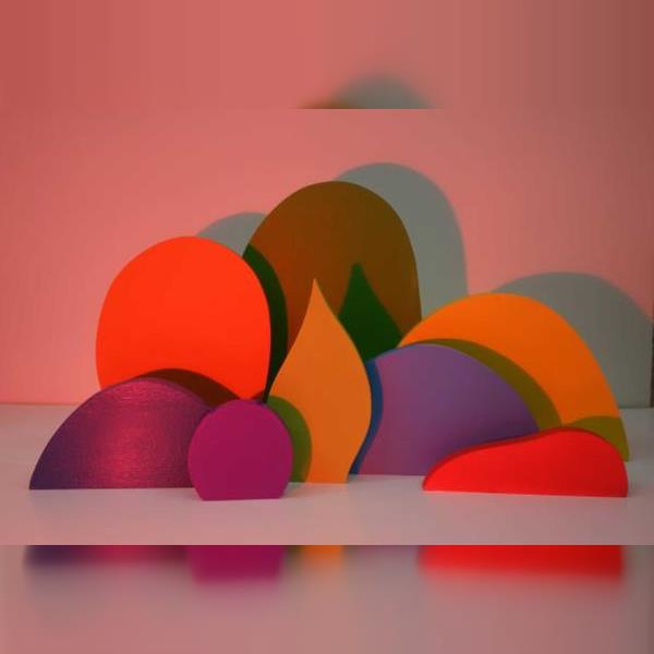 Školy – Od světla k barvě