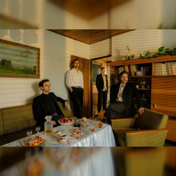 Midnight Swimmers (křest alba) + support: China Soup