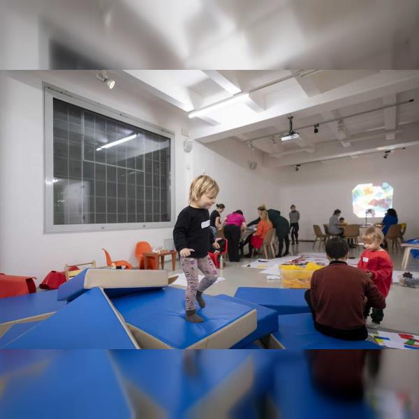 Babydox: Pozor, zpráva!