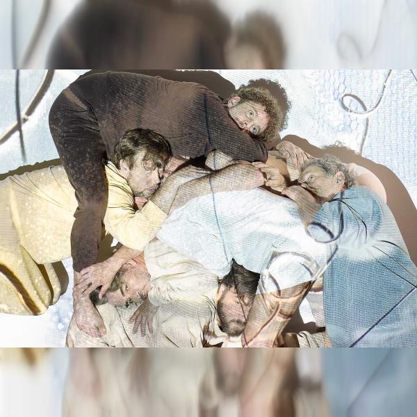 Moje kopyta už rozryla zem