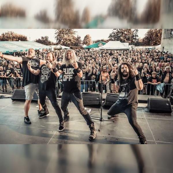 Debustrol – 40 let