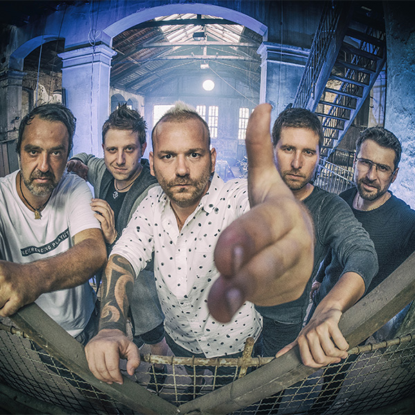 COCOTTE MINUTE + BIJOUTERRIER / SK