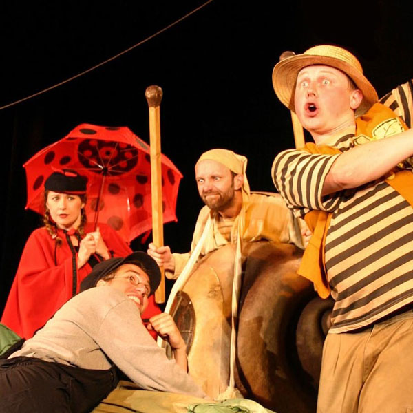 PŘÍHODY FERDY MRAVENCE