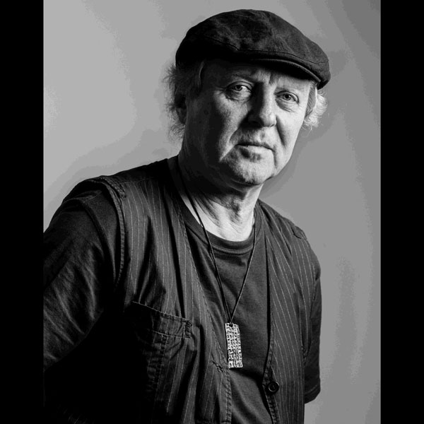 LUBOŠ POSPÍŠIL & host Jan Hrubý